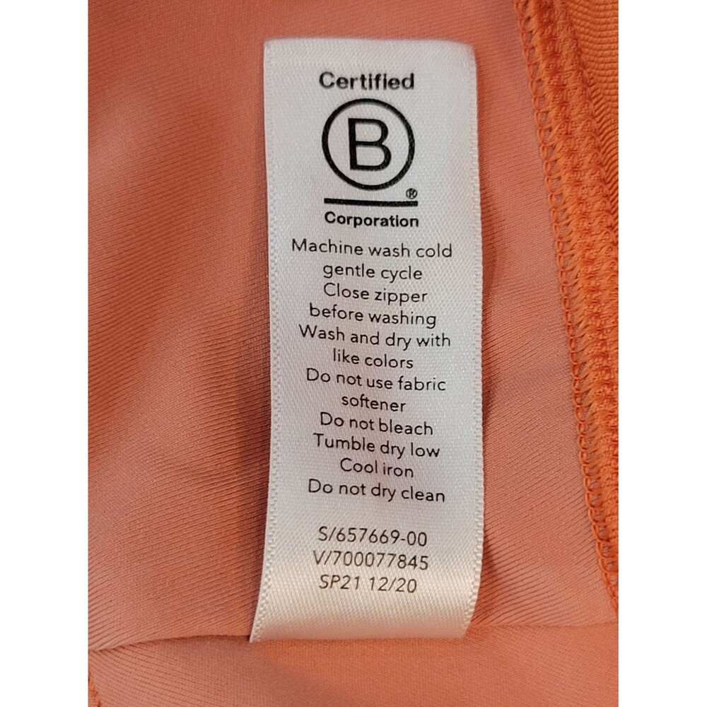 ATHLETA WOMEN SIZE L Coral Peach Active Shorts - Picture 8 of 10
